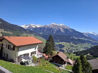 Dorfpanorama Mutten